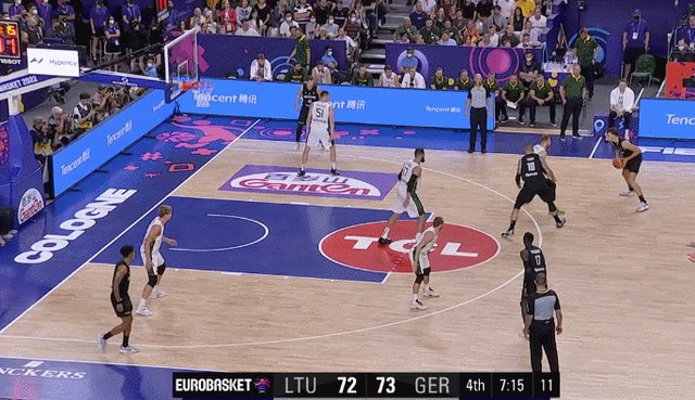 1662639759989090459.gif 2.gif